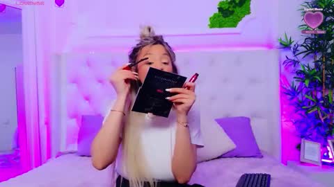 Snapshot of taahiraarabian chatting on March 13, 2026, 1:29 pm Arianna online show from March 13, 2026, 1:29 pm