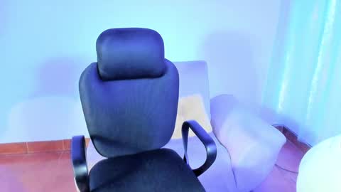 Snapshot of tabitapurple chatting on December 19, 2024, 12:23 pm TABITA online show from December 19, 2024, 12:23 pm