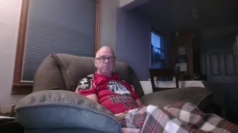 tacrunner66_ online show from February 3, 2025, 1:30 am