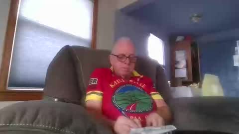 tacrunner66_ online show from October 17, 2025, 7:27 pm