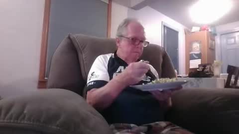 tacrunner66_ online show from December 21, 2025, 3:24 am