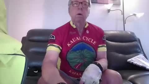 Snapshot of tacrunner66_ chatting on April 30, 2026, 1:50 pm tacrunner66_ online show from April 30, 2026, 1:50 pm