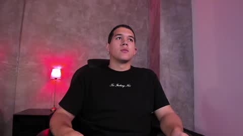 tadeo_vega online show from December 19, 2025, 11:28 am