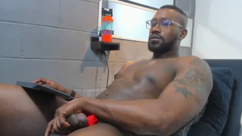 Snapshot of tafari_1 chatting on December 22, 2024, 3:22 pm Tafari Zulu online show from December 22, 2024, 3:22 pm