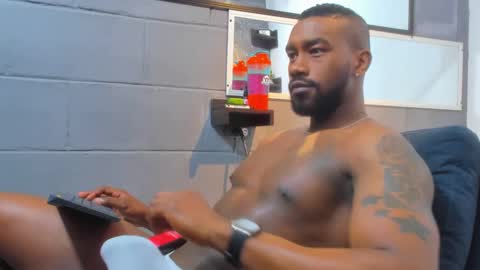 Snapshot of tafari_1 chatting on January 4, 2025, 12:59 am Tafari Zulu online show from January 4, 2025, 12:59 am
