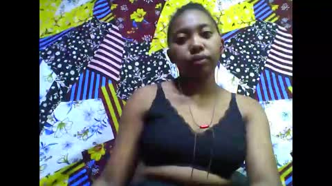 Snapshot of tahiriniah chatting on October 18, 2025, 3:31 am tahiriniah online show from October 18, 2025, 3:31 am