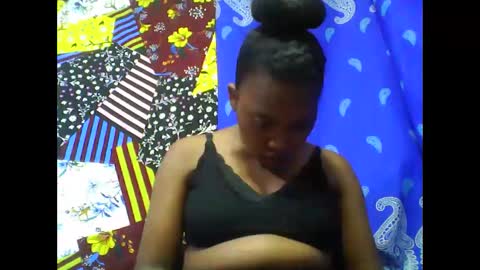 tahiriniah online show from November 3, 2025, 6:36 am