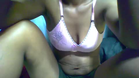 Snapshot of tahiryjosiah chatting on February 5, 2025, 10:08 am tahiryjosiah online show from February 5, 2025, 10:08 am