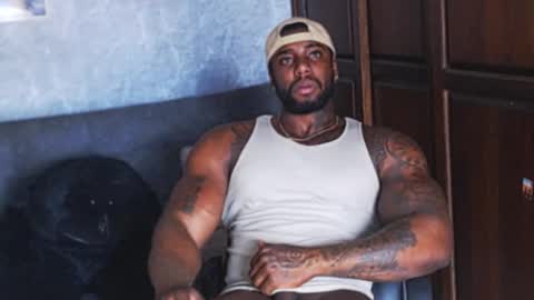 Tairon Tucke online show from December 19, 2024, 8:55 pm