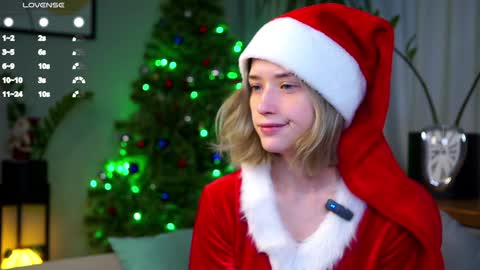 Mia online show from December 20, 2024, 6:08 am