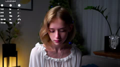 Mia online show from January 20, 2025, 2:11 am