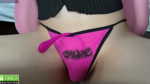 tali_shen online show from December 17, 2025, 8:53 am