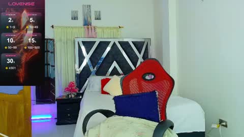 taliana  modelo independiente online show from June 17, 2026, 2:47 am