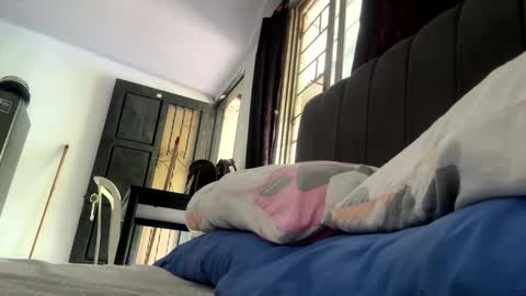 tali  online show from October 22, 2025, 4:18 pm