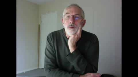 Snapshot of taliesin4321 chatting on November 1, 2025, 7:05 pm Jack Pierrot online show from November 1, 2025, 7:05 pm