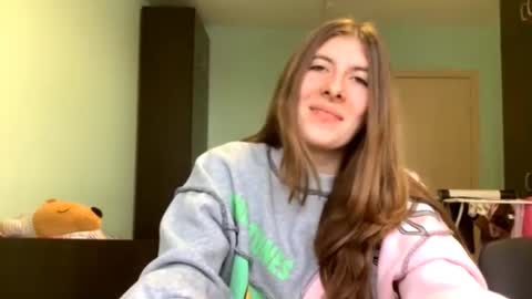 Snapshot of talishakuning chatting on February 15, 2026, 4:20 am Tali online show from February 15, 2026, 4:20 am