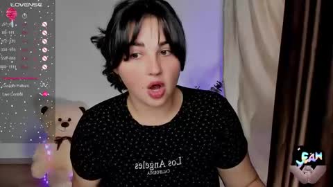 Snapshot of talla_la chatting on September 26, 2025, 9:46 am Talla online show from September 26, 2025, 9:46 am