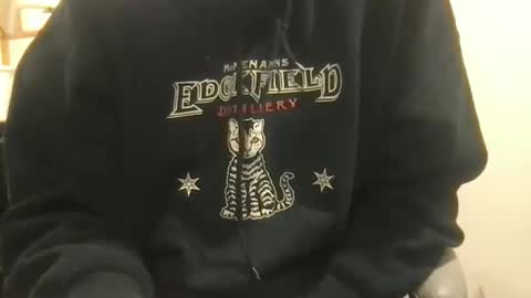 Snapshot of tallguysfbay chatting on January 2, 2025, 3:29 pm tallguysfbay online show from January 2, 2025, 3:29 pm