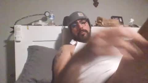 talllatino310 online show from April 27, 2026, 1:47 am