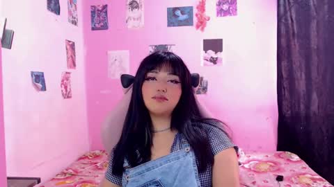 Alejandra Independent model online show from February 5, 2025, 1:00 pm