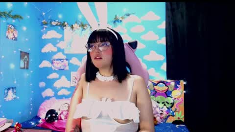 Alejandra Independent model online show from March 28, 2026, 4:23 am