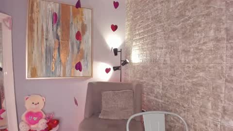 Tami  online show from February 17, 2025, 12:38 pm