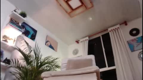 Snapshot of tamara_daniels chatting on January 5, 2025, 2:49 am Tamara online show from January 5, 2025, 2:49 am