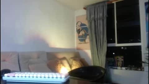 Tamara online show from April 28, 2026, 2:27 am