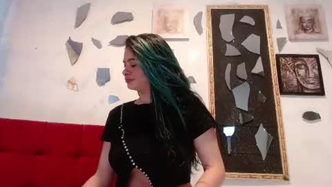 Snapshot of tamara_reyna chatting on July 11, 2026, 6:43 pm Tammy Modelo independiente YEAH online show from July 11, 2026, 6:43 pm
