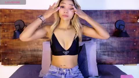 Snapshot of tamara_sanz1 chatting on May 7, 2026, 10:53 am online show from May 7, 2026, 10:53 am
