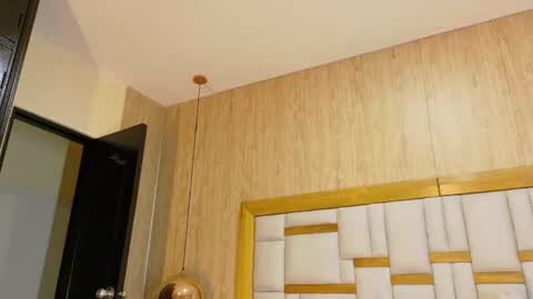 Snapshot of tamara_sanz1 chatting on July 22, 2026, 11:02 am online show from July 22, 2026, 11:02 am