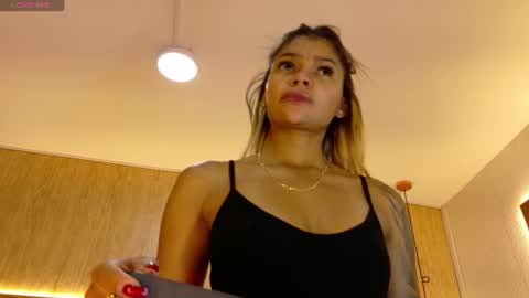 Snapshot of tamara_sanz1 chatting on August 6, 2026, 10:39 am online show from August 6, 2026, 10:39 am