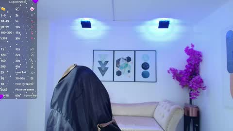 Snapshot of tamara_slimx chatting on June 3, 2026, 3:42 am Tamara online show from June 3, 2026, 3:42 am