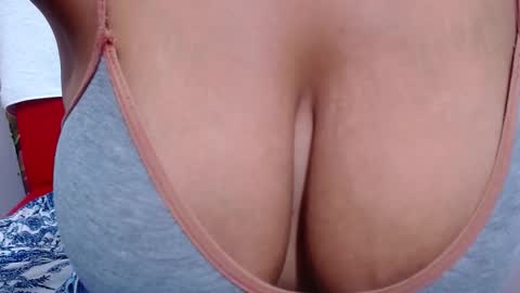 tamaraa_hott online show from March 19, 2026, 5:06 pm