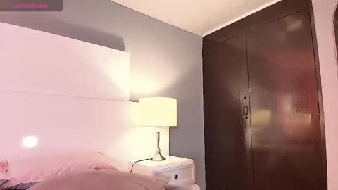 Tamy  online show from October 8, 2025, 12:25 pm