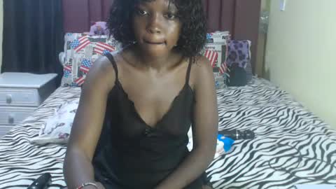 Snapshot of tamela_1 chatting on July 9, 2026, 3:32 am tamela online show from July 9, 2026, 3:32 am
