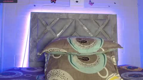 Tamy Vega online show from May 9, 2026, 12:32 pm