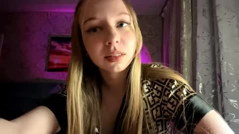 Snapshot of tammiglembocki chatting on April 18, 2026, 6:01 pm Jenny online show from April 18, 2026, 6:01 pm