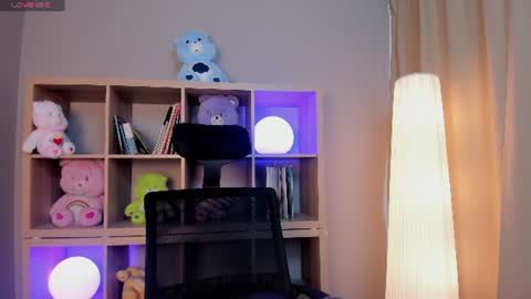 Snapshot of tammy_bellini_ chatting on July 7, 2026, 12:42 pm tammy_bellini_ online show from July 7, 2026, 12:42 pm