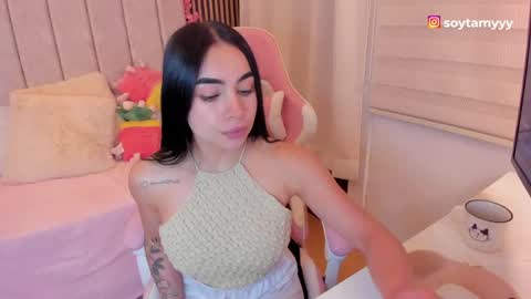 Snapshot of tammy_w chatting on April 30, 2026, 8:57 pm Tammy online show from April 30, 2026, 8:57 pm