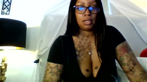 Snapshot of tammygold chatting on July 6, 2026, 10:01 pm Tammygold online show from July 6, 2026, 10:01 pm