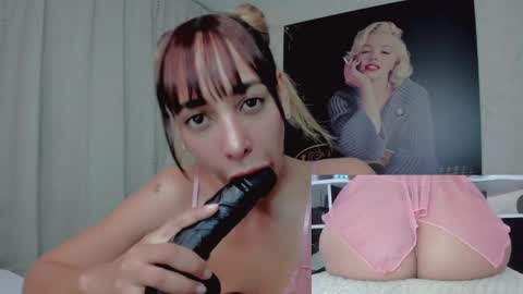 Snapshot of tamy_bennett chatting on April 17, 2026, 9:23 am Tamara online show from April 17, 2026, 9:23 am