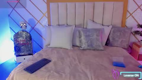 Tamy online show from October 30, 2025, 1:40 am