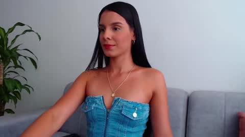 tamy sweet01 online show from January 8, 2025, 9:23 pm