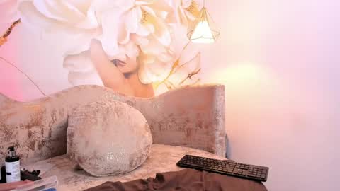 TAMY SANSS online show from December 3, 2024, 2:14 am