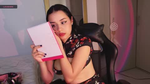 Aytana online show from February 25, 2026, 2:43 am