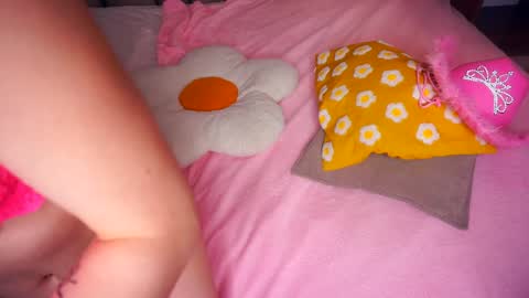 Leila night Mia day online show from January 31, 2025, 1:43 am