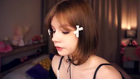 Leila night Mia day online show from February 11, 2025, 7:48 pm