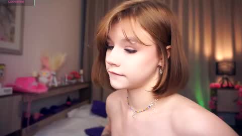 Leila night Mia day online show from February 24, 2025, 8:47 pm