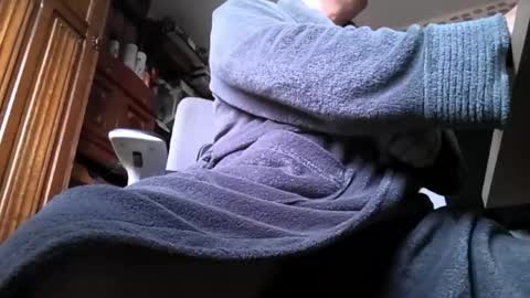 Snapshot of taneyone chatting on April 21, 2026, 7:14 am taneyone online show from April 21, 2026, 7:14 am